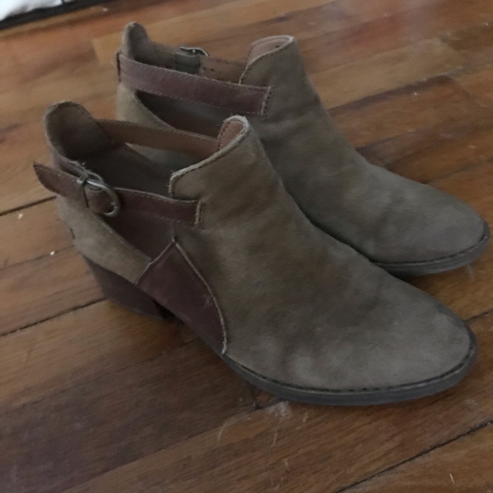 Born booties